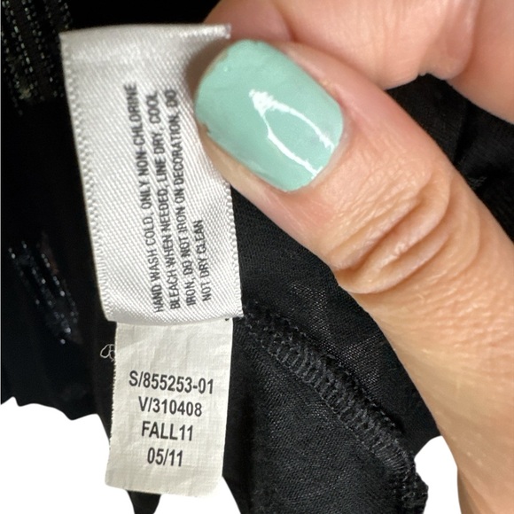 GAP Black Tank Top with Bead Detail - Picture 5 of 6